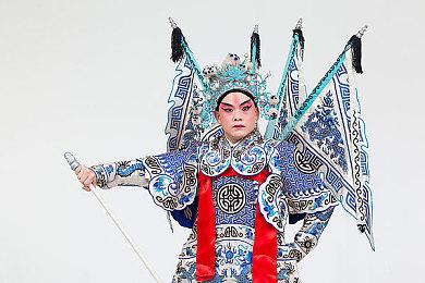 粉丝用虚幻5制作超逼真森林Demo 使用RTX 3070